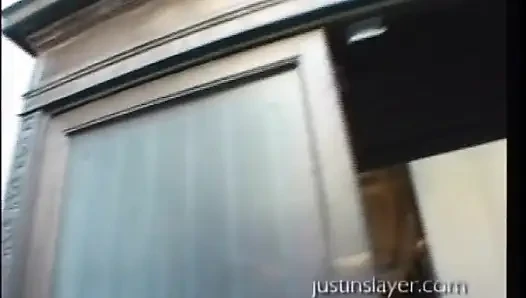 Büyük siyah bambunuzu ıslak tıraşlı amcığıma itin ve beni bir fahişe olarak güçlü sikin!!