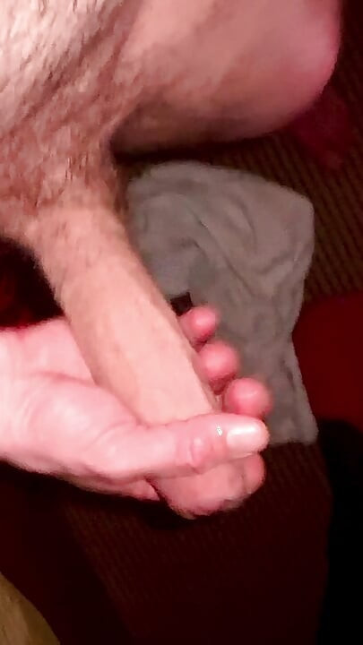 BWC Standing wank with cumshot!!!