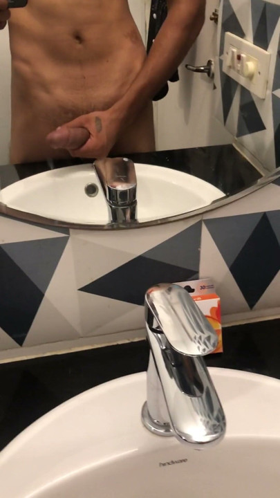 On top Delhi | Clip 1