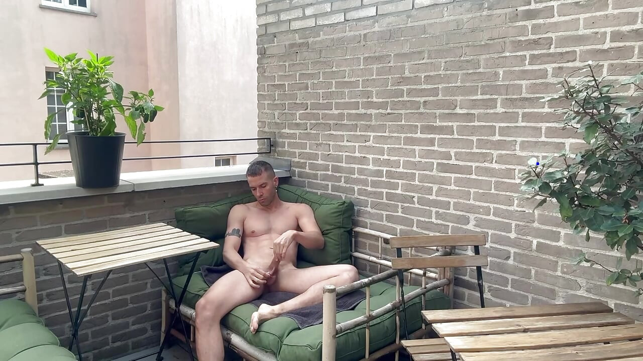 एंटवर्प में प्रदर्शनीवाद: मैं छत पर