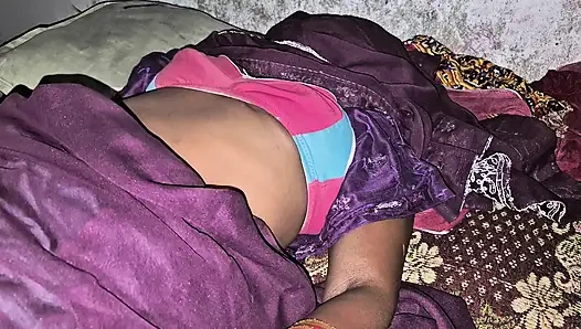 Tante India dientot habis-habisan sama kontol besar suaminya