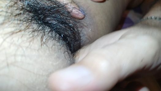 STRANGER CLOSE UP EATING PUSSY