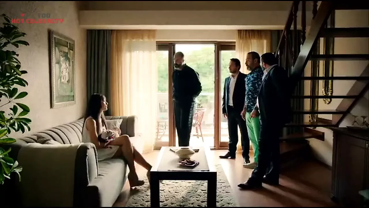 Tuvana Turky - En Guzeli 2015