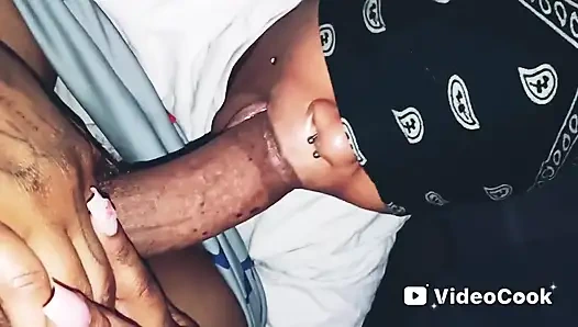 Schlampiger schwanz wird entfesselt gewaschen teil 1