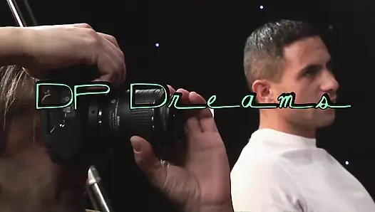 Cewek cantik dengan toket besar mendapat dp'd