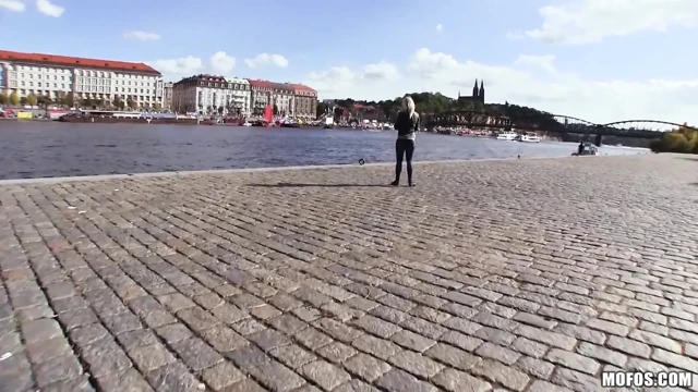 Public Pickups - Cute Amateur Blonde Tonya Loves Cock