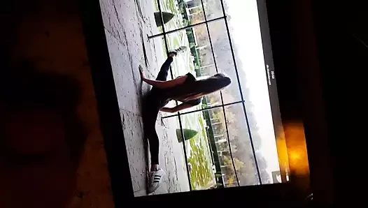 akrobatikgirl için haraç
