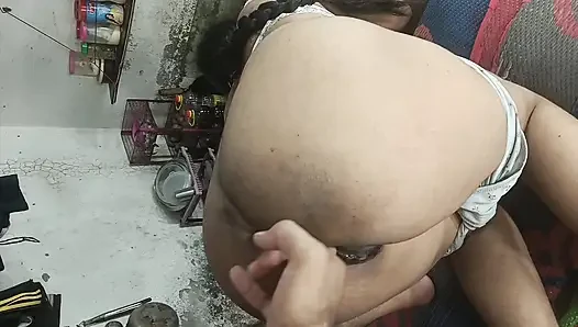 Kontol kakak ipar toket besar diisap dan dientot pantatnya gaya doggy posisi cowgirl menunggangi audio hindi