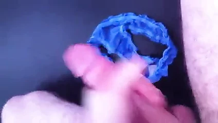 Wanking cumshot on sister's Panties