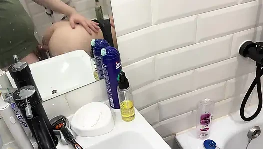 Selingkuh dengan pengantin wanita sebelum pernikahan di pesta lajang