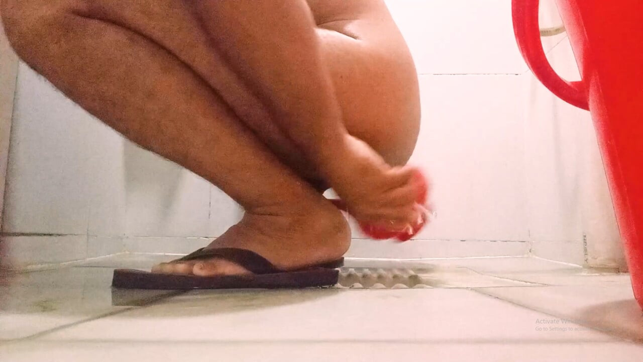 Desi man feelings sex after toilet in bathroom