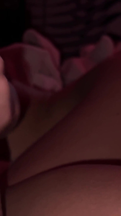 Il Mio Vicino Mi Fa Un Massaggio E Mi Masturba Il Cazzo