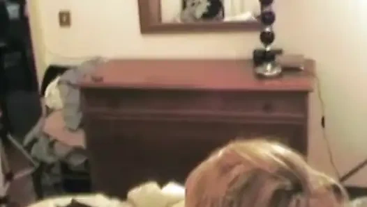 Kurvige blondine, spiegellektion