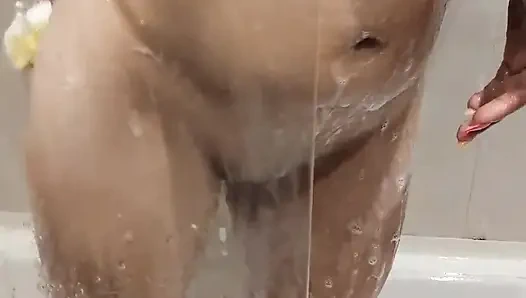 Sneaky Glance at Neighbors Steamy Shower & Big Boob Show