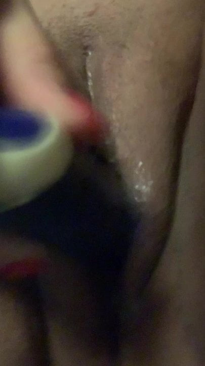 Gushing Pussy