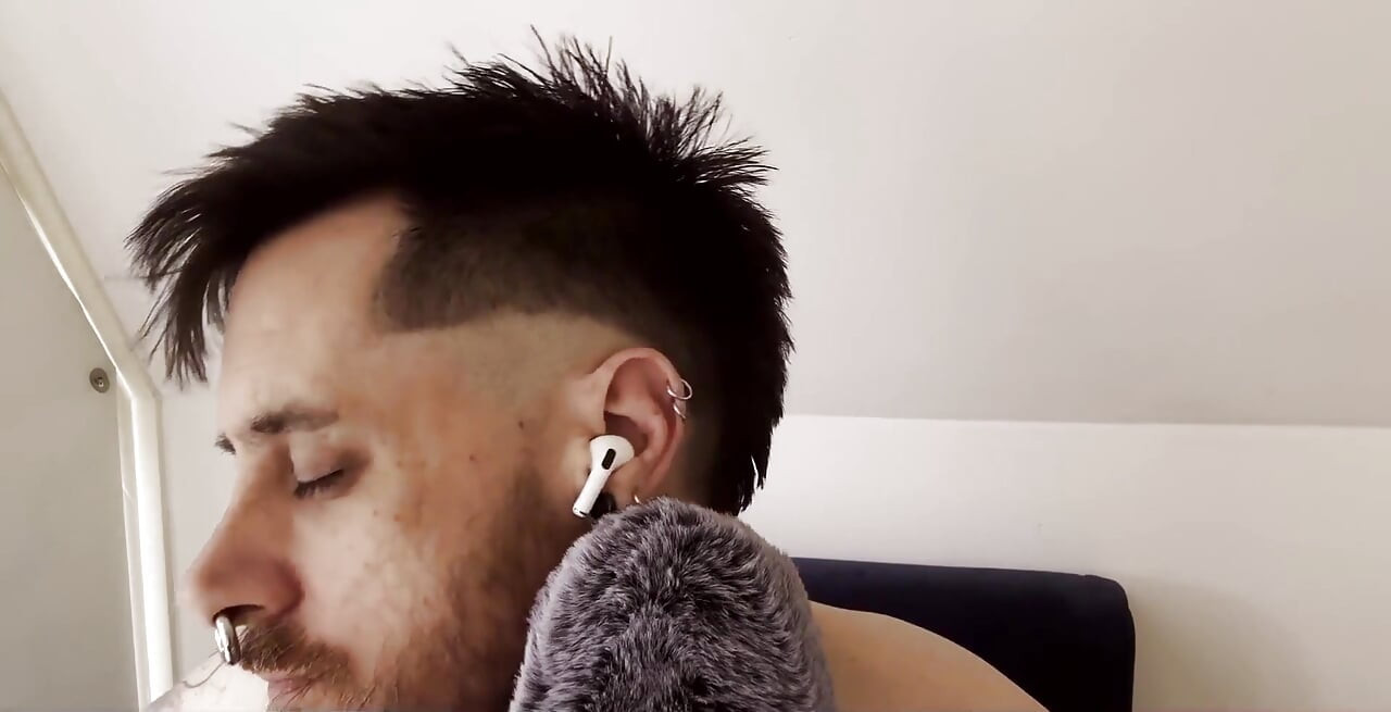 This Is a Beard Rubbing