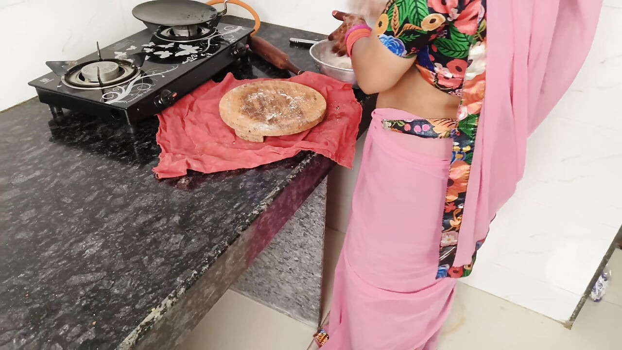 Aaj Bhabhi Ki Kichin Me Karte Bawkt Ki Bhabhi Ki Jabarjast Chudayi