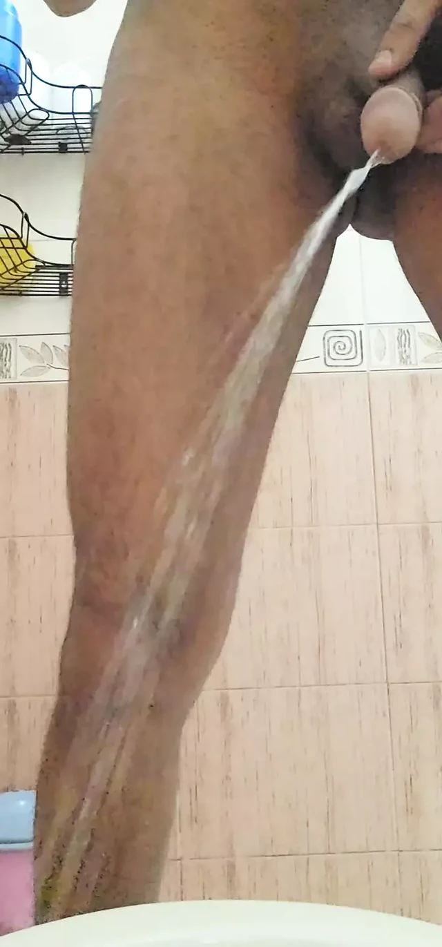 Fresh pee time