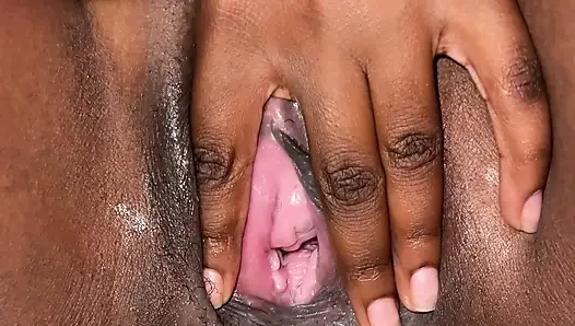 Pussy vs Ice sounds