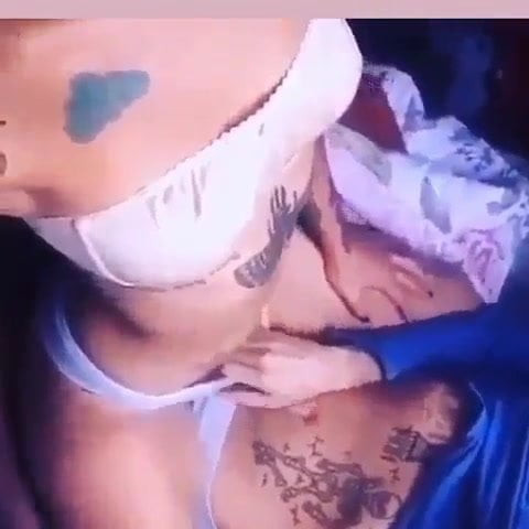 HOT SCENE 02