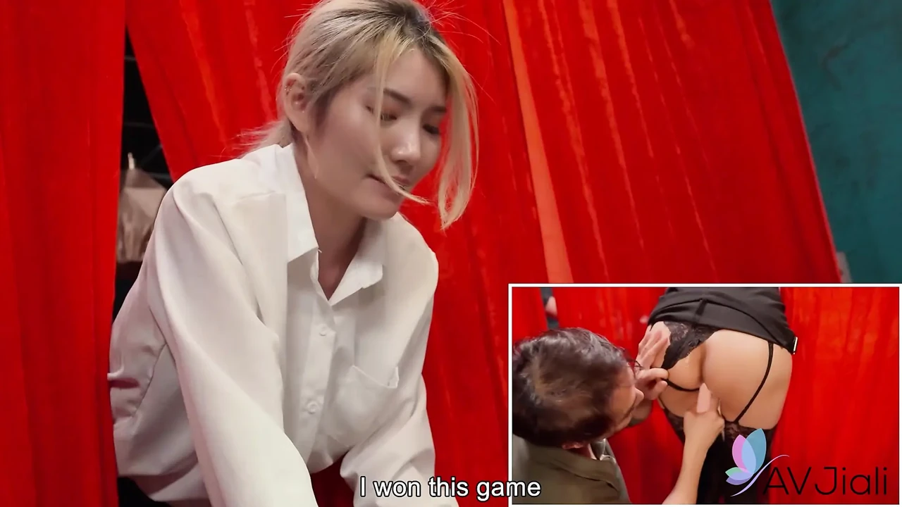 的台湾女郎李志燕和男友玩得很开心。