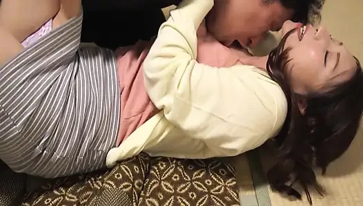 A109G10 A beautiful mother-in-law who accidentally witnessed the sex of her daughter and her husband... Her son-in-law's young doesn't get her crotch wet, but she is disturbed and drowns in forbidden SEX!