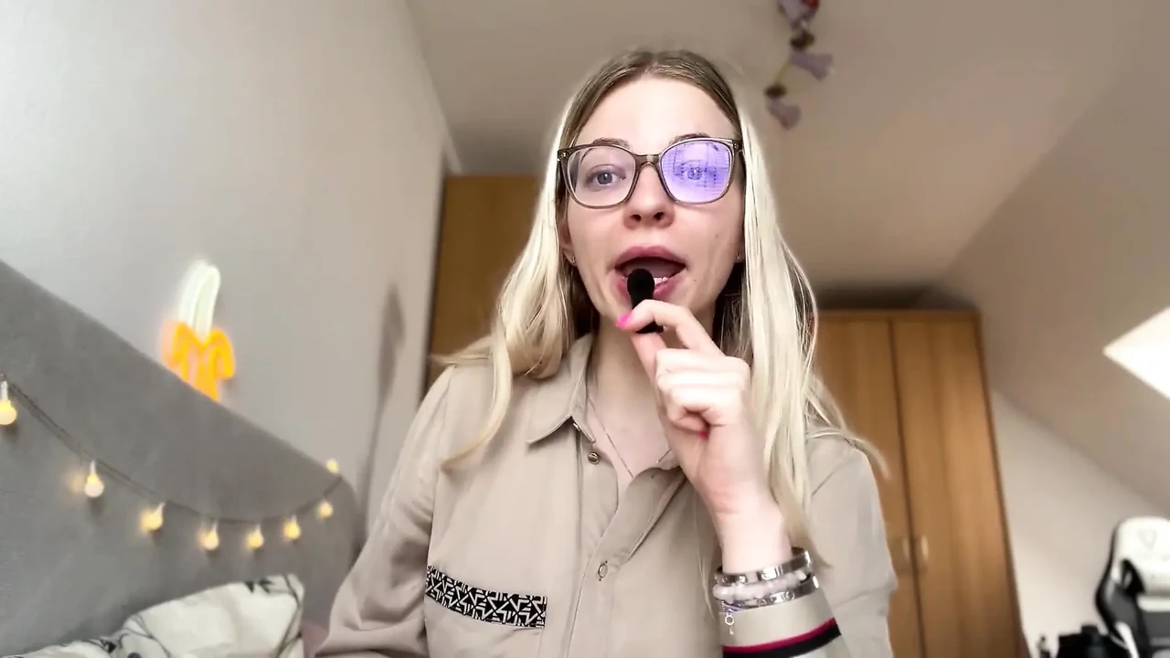 Am I Degenerating Men? Femdom