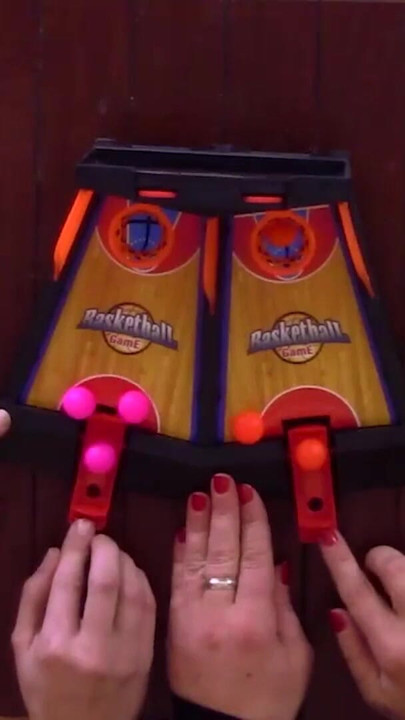 توبي يضيء في هذه اللعبة Strip basketball Flippies | مقطع 2
