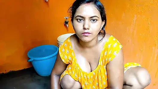 Fuck My Indian Desi Mausi While No One Is in Home