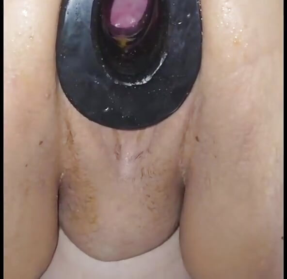 Messy spunk and food filled cunt