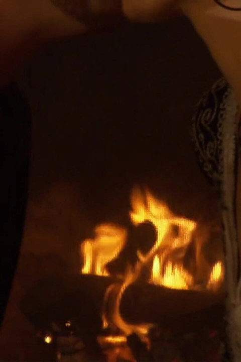 Guy finger fucks tight pussy in his fantasy