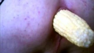 Porno sulla pannocchia con muffin di mais