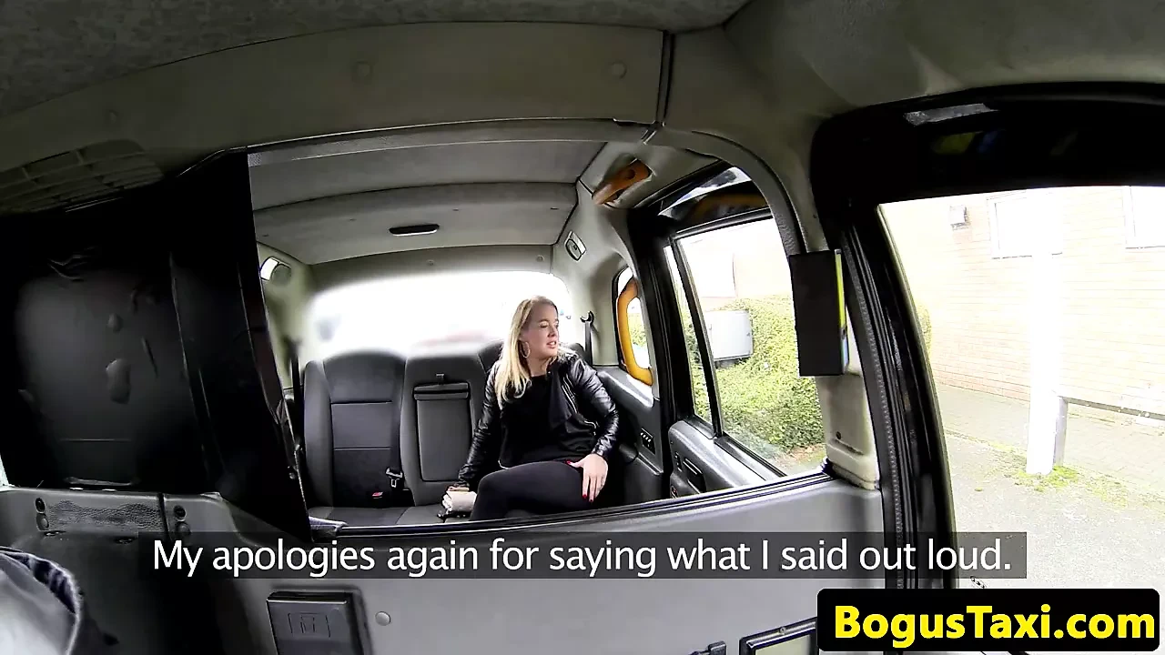 Deepthroating uk amateur facialized in a taxi
