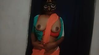 SriLankan sexy menina Ware Sari e abrir seu bobo, quente menina alguns agindo suas roupas removendo, sexy mulheres episódio