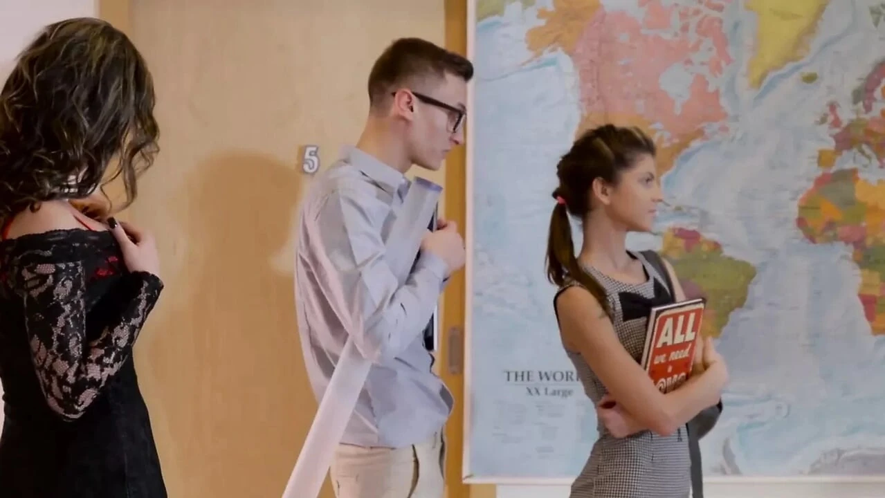 Step Mom Lessons - Gina Gerson Niki Sweet Charlie Dean