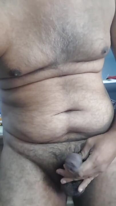 Make your pussyhole more wet..With a free Fuck..