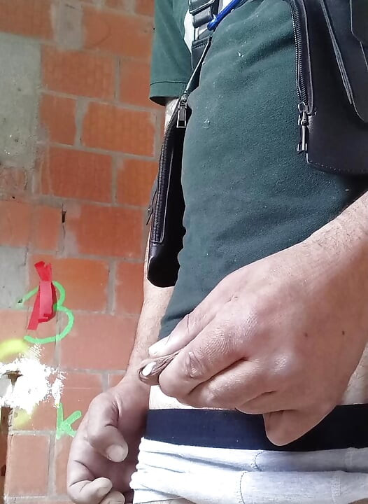 Anyone want me to cum in their mouth?