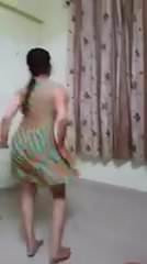 SEXY GIRL DANCING IN HER ROOM.mp40