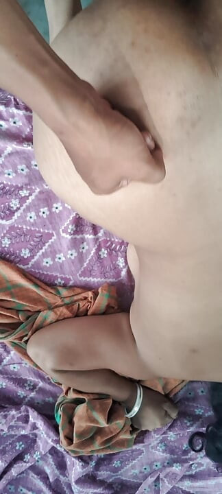 Desi Indian Assamese bhabi doggystyle harde neuk grote lul