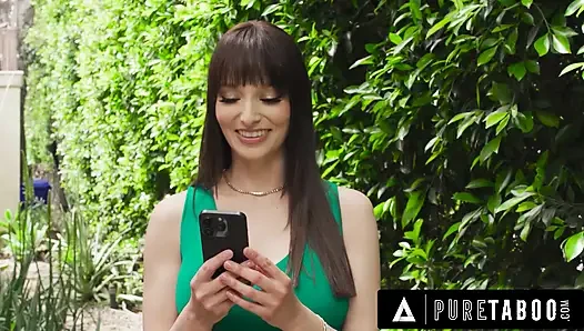 Seks terlarang tante seksi lexi luna menggoda tetangganya sendiri sebelum seks threesome