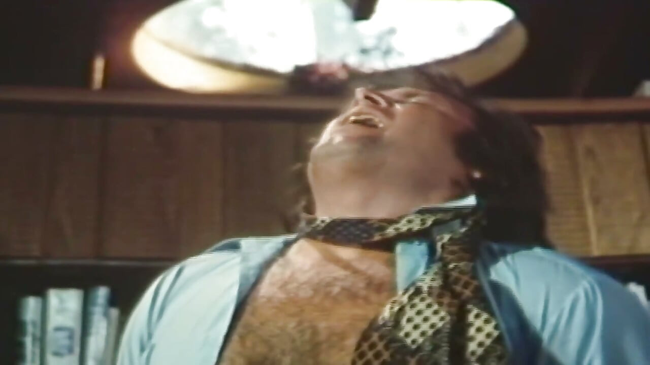 Vintage MILF Overwhelmed in Steamy Golden Age Orgy Scenes