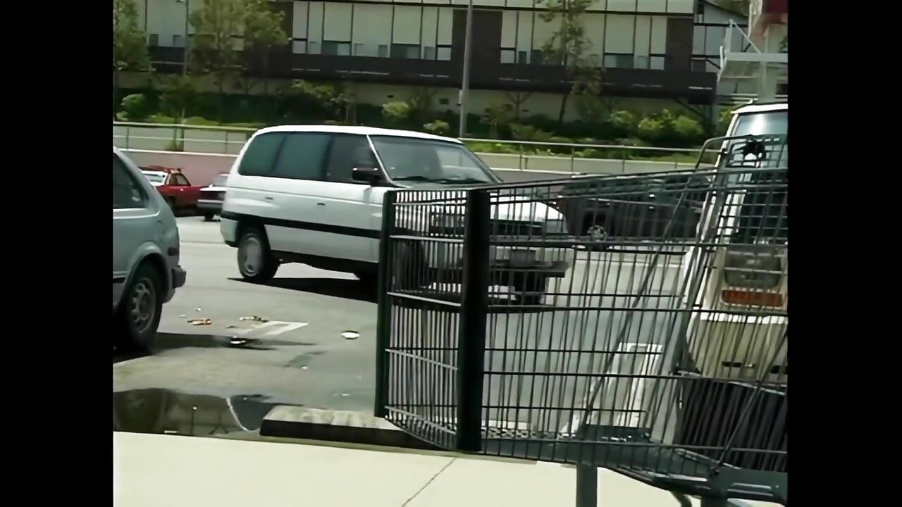 Gorąca młoda Anastasia Blue dostaje mocno w tyłek