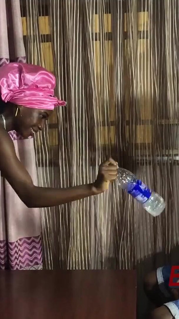 Detik menakjubkan dari "Cabaran botol menjadi salah"