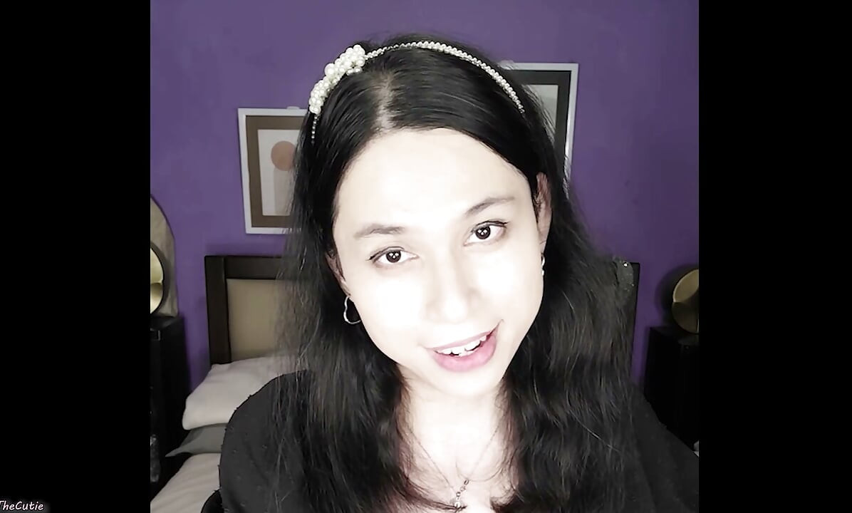 สาวทรานส์ที่คุณชื่นชอบ DaniTheCutie น้ําหีแตกและอวดนมของเธอเพื่อคุณเท่านั้น