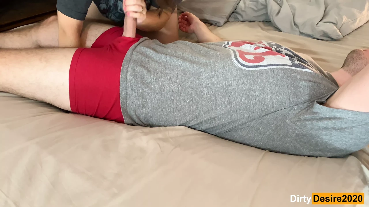 Nerdy girl gives blowjob, gets fucked and likes to taste cum