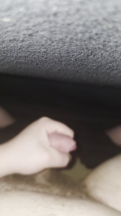I'm true once again horny unfortunately no pussy because had to lend a hand