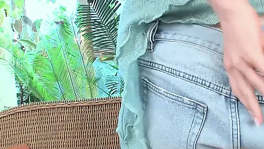 Gilda robert si cewek semok rambut pirang 1_slim suka banget dientot dari belakang