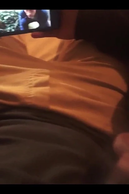 Watching Netflix with My Stepsister but I Couldn't Help but Put My Penis in Her Mouth, They Almost Discovered Us!!