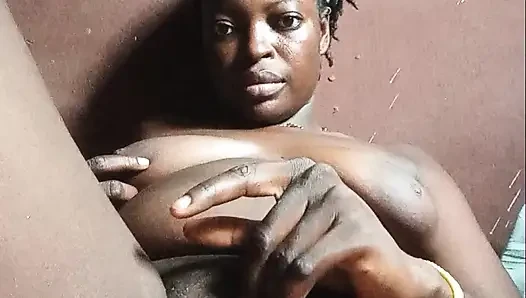 Memek kpomoku sangat tebal