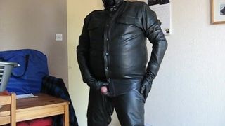 Fully leather and horny